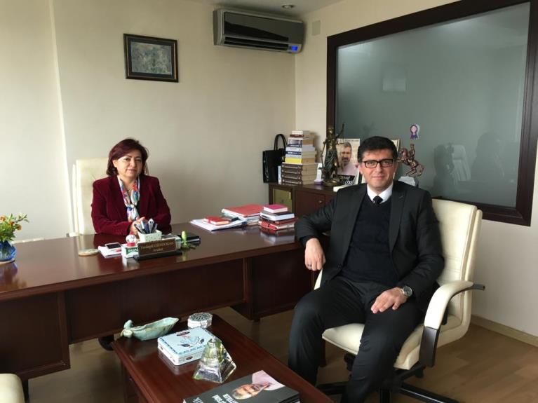 12 Ocak 2016 Adana-Türkiye Barolar Birliği Yönetim Kurulu Üyesi ve Arabuluculuk Kurulu Üyesi Yurdagül Gündoğan'ı ziyaret